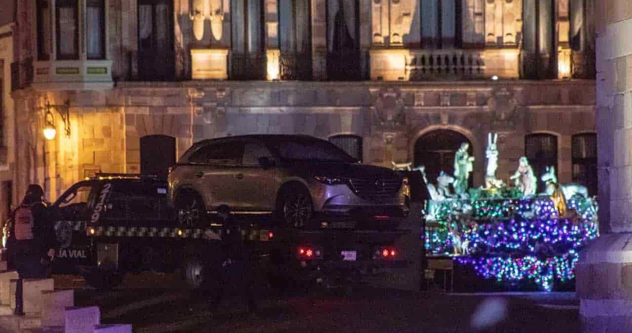 Abandonan Cuerpos Frente A Palacio Municipal De Zacatecas Diario