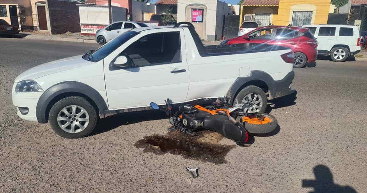 Diario Del Yaqui Motociclista Se Lesiona En Choque