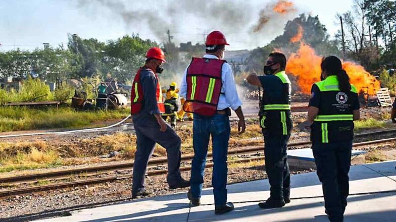 Realizan simulacro de incendio en Aceites del Mayo