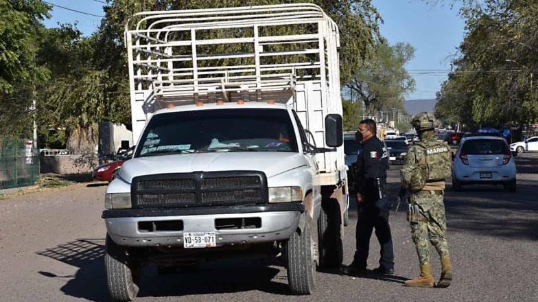 Marinos y municipales realizan barridos de vigilancia en Cajeme