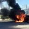 Se quema auto en Urbi